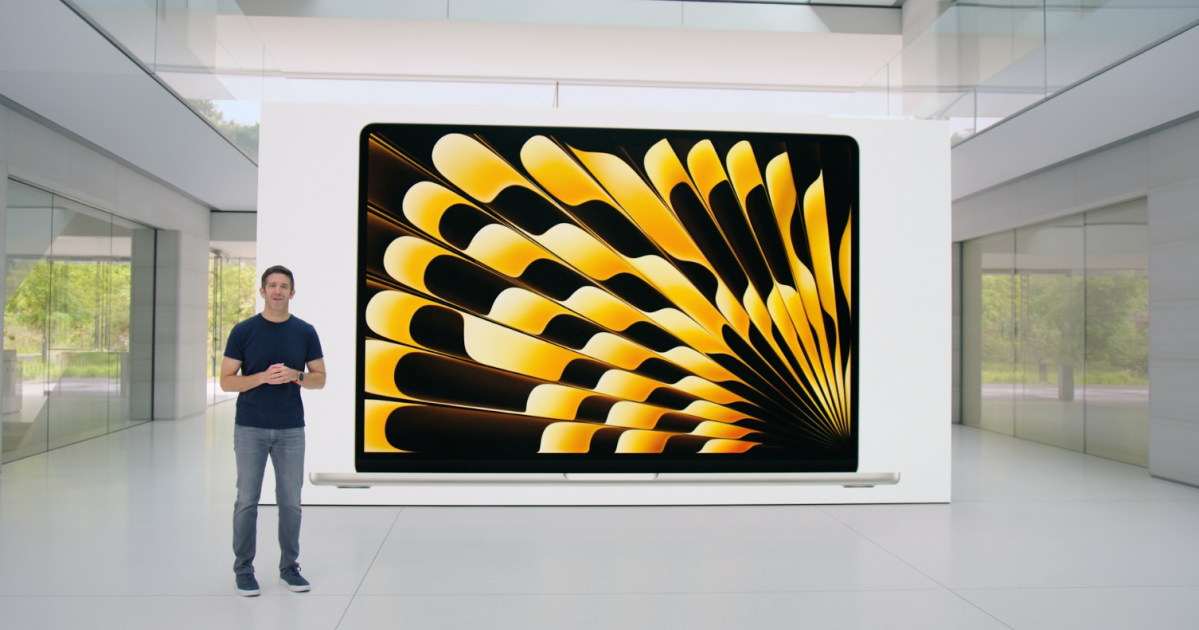 MacBook Air de 15 pulgadas mostrado en WWDC 2023.